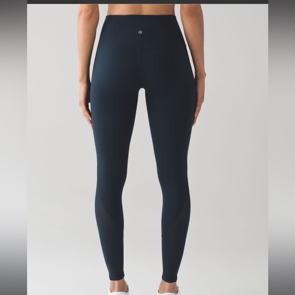 LULULEMON Deep Breath Tight